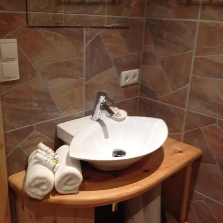 Holzberghof 홈스테이 *