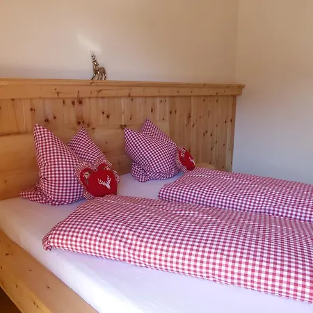 ホームステイ Holzberghof